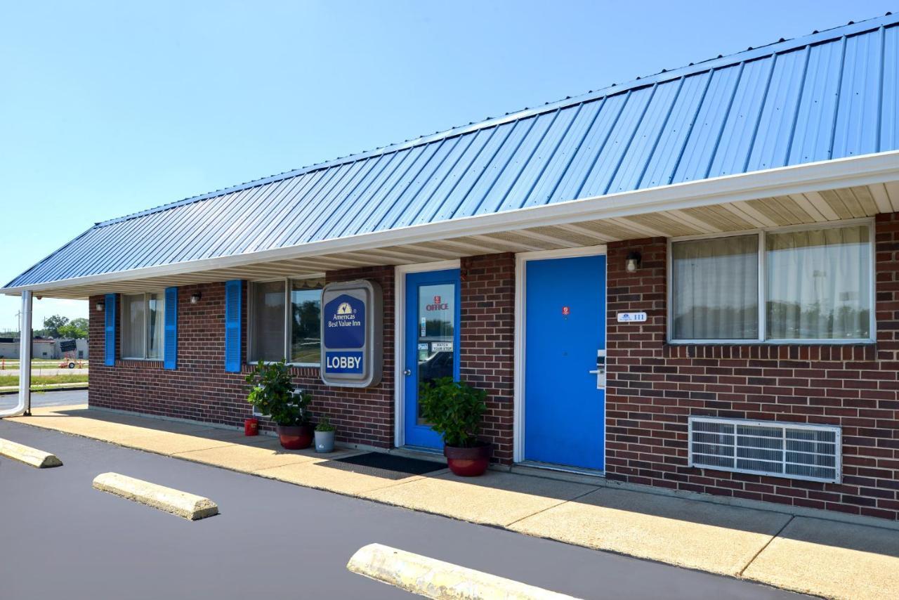 Americas Best Value Inn Sullivan Exterior photo